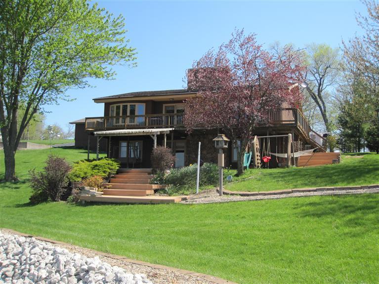 Iowa Waterfront Property in Sun Valley Lake, Ellston, Thompson River