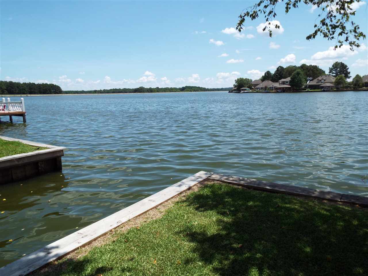 Mississippi Waterfront Property in Jackson, Madison, Ross